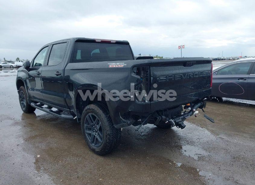 Photo 3 of 2024 Chevrolet Silverado 1500 4WD SHORT BED CUSTOM TRAIL BOSS (VIN 3GCPDCEK2RG207044)