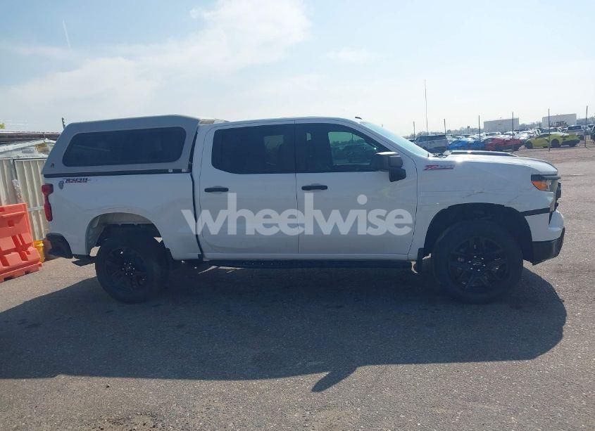 Photo 14 of 2022 Chevrolet Silverado 1500 4WD SHORT BED CUSTOM TRAIL BOSS (VIN 3GCPDCEK7NG583197)