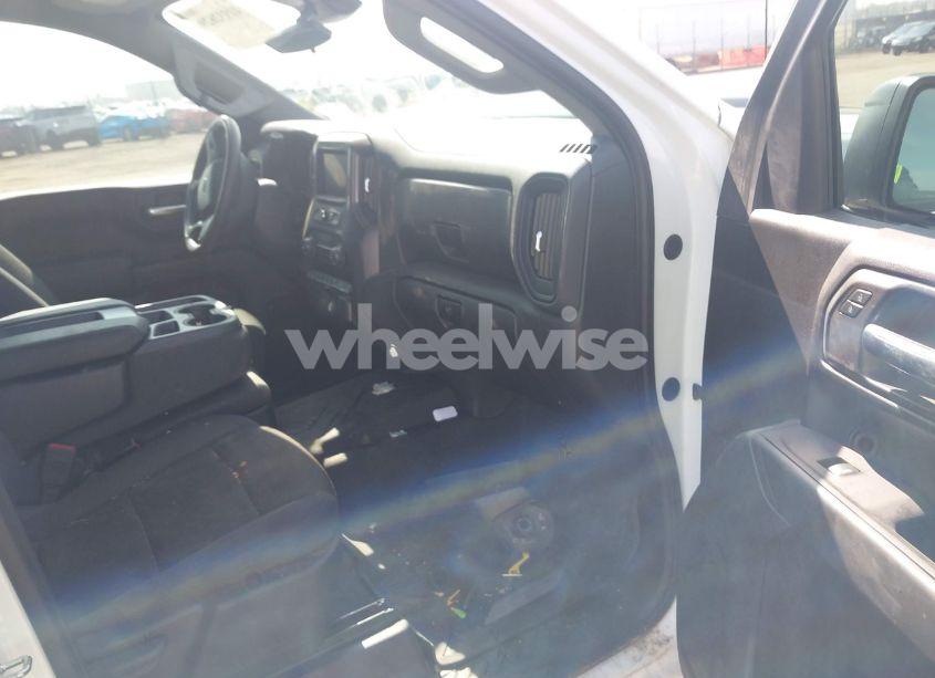 Photo 5 of 2022 Chevrolet Silverado 1500 4WD SHORT BED CUSTOM TRAIL BOSS (VIN 3GCPDCEK7NG583197)