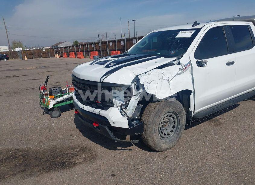 Photo 6 of 2022 Chevrolet Silverado 1500 4WD SHORT BED CUSTOM TRAIL BOSS (VIN 3GCPDCEK7NG583197)