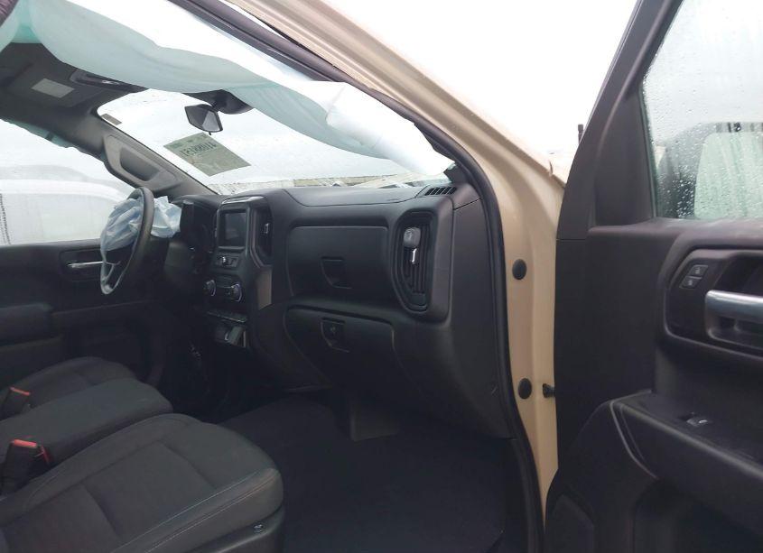 Photo 5 of 2022 Chevrolet Silverado 1500 4WD SHORT BED CUSTOM TRAIL BOSS (VIN 3GCPDCEK8NG636537)