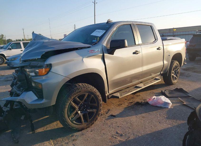 Photo 2 of 2023 Chevrolet Silverado 1500 4WD SHORT BED CUSTOM TRAIL BOSS (VIN 3GCPDCEK8PG312295)