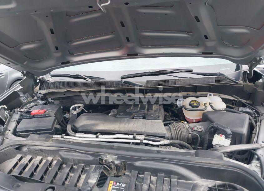 Photo 10 of 2024 Chevrolet Silverado 1500 4WD STANDARD BED LT (VIN 3GCPDDEK1RG191408)