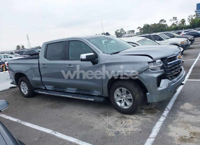 Photo 13 of 2024 Chevrolet Silverado 1500 4WD STANDARD BED LT (VIN 3GCPDDEK1RG191408)