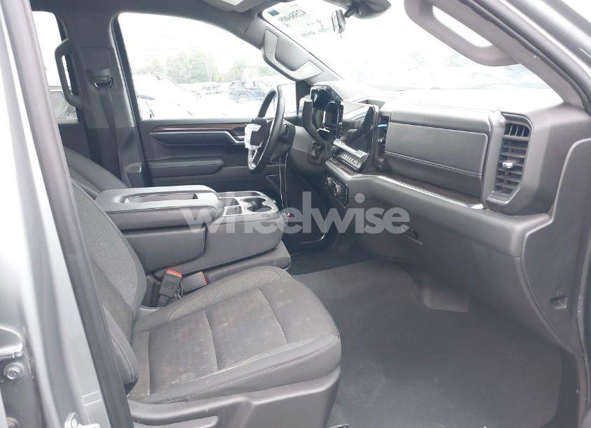 Photo 5 of 2024 Chevrolet Silverado 1500 4WD STANDARD BED LT (VIN 3GCPDDEK1RG191408)