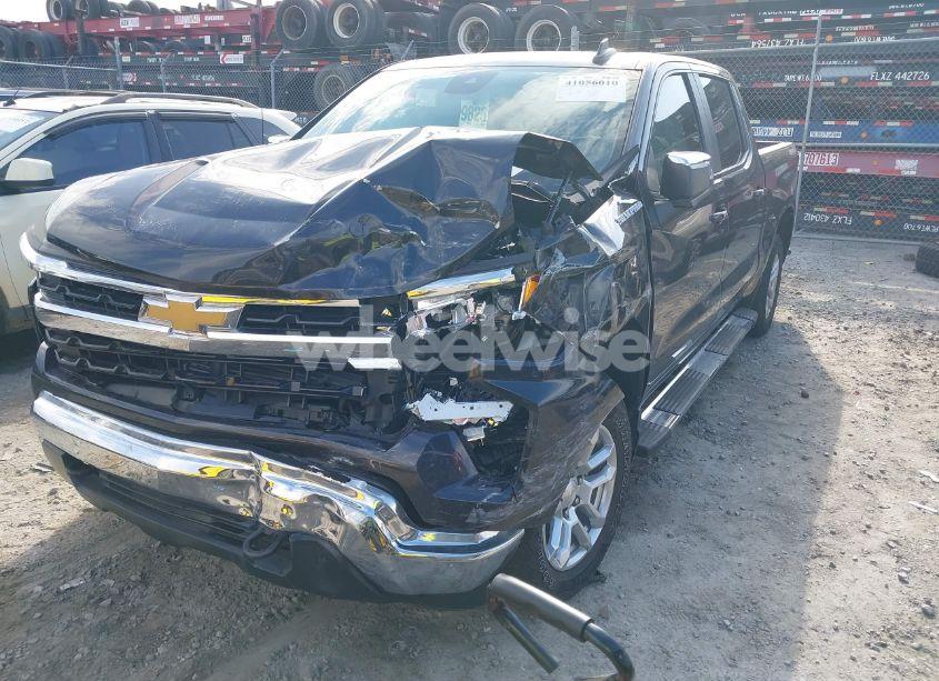 Photo 2 of 2023 Chevrolet Silverado 1500 4WD STANDARD BED LT (VIN 3GCPDDEK7PG123126)