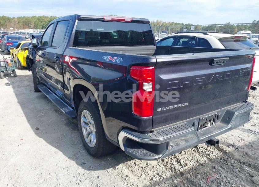 Photo 3 of 2023 Chevrolet Silverado 1500 4WD STANDARD BED LT (VIN 3GCPDDEK7PG123126)
