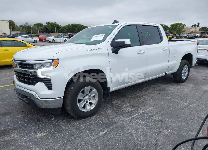 Photo 2 of 2023 Chevrolet Silverado 1500 4WD STANDARD BED LT (VIN 3GCPDDEK7PG337260)