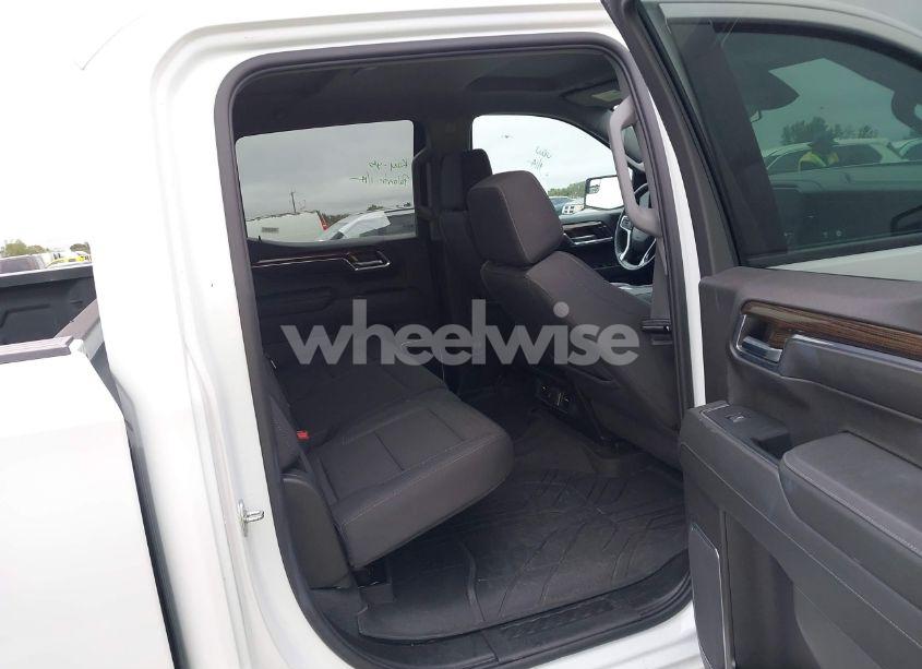 Photo 8 of 2023 Chevrolet Silverado 1500 4WD STANDARD BED LT (VIN 3GCPDDEK7PG337260)