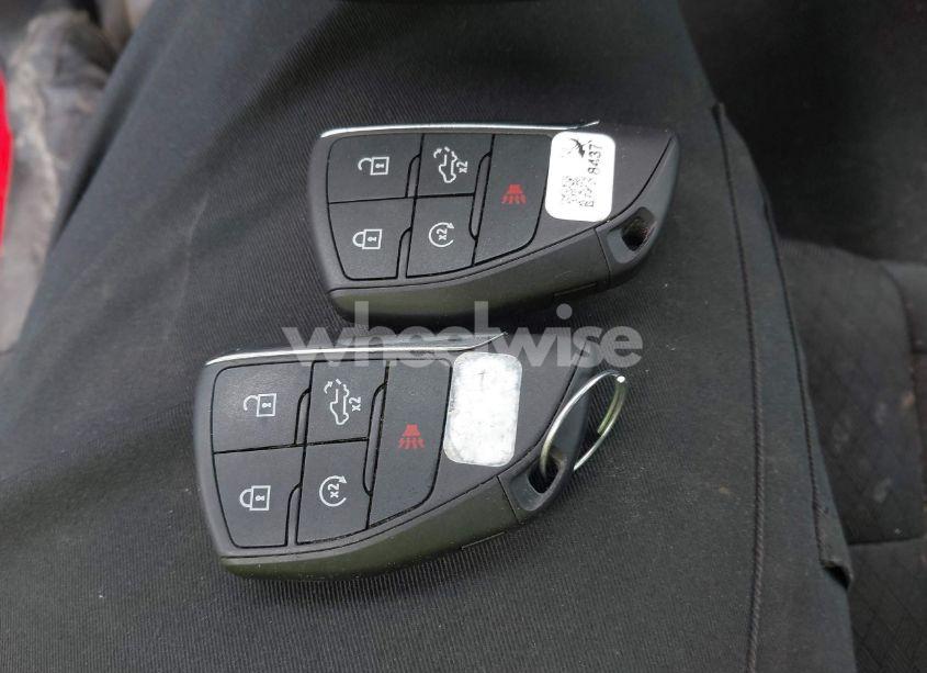 Photo 11 of 2023 Chevrolet Silverado 1500 4WD STANDARD BED LT (VIN 3GCPDDEKXPG153298)