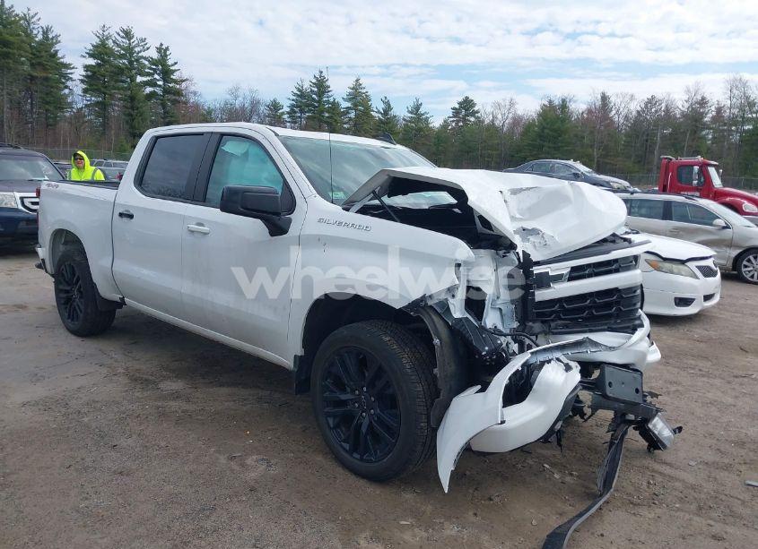 2024 Chevrolet Silverado 1500 4WD SHORT BED RST (VIN 3GCPDEEK8RG353931) main photo