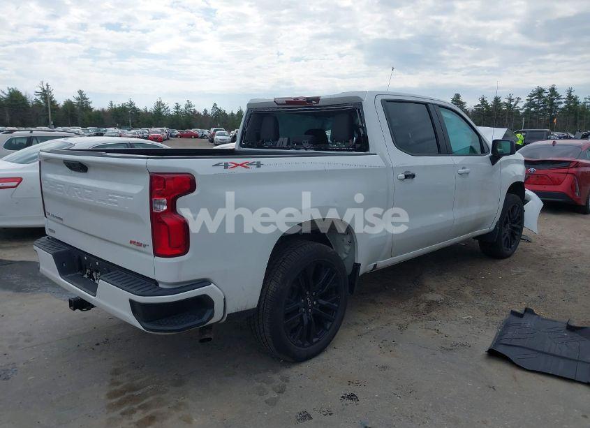 Photo 4 of 2024 Chevrolet Silverado 1500 4WD SHORT BED RST (VIN 3GCPDEEK8RG353931)