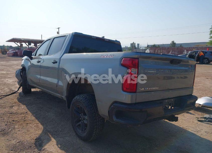 Photo 3 of 2023 Chevrolet Silverado 1500 (VIN 3GCPDFEK2PG258333)