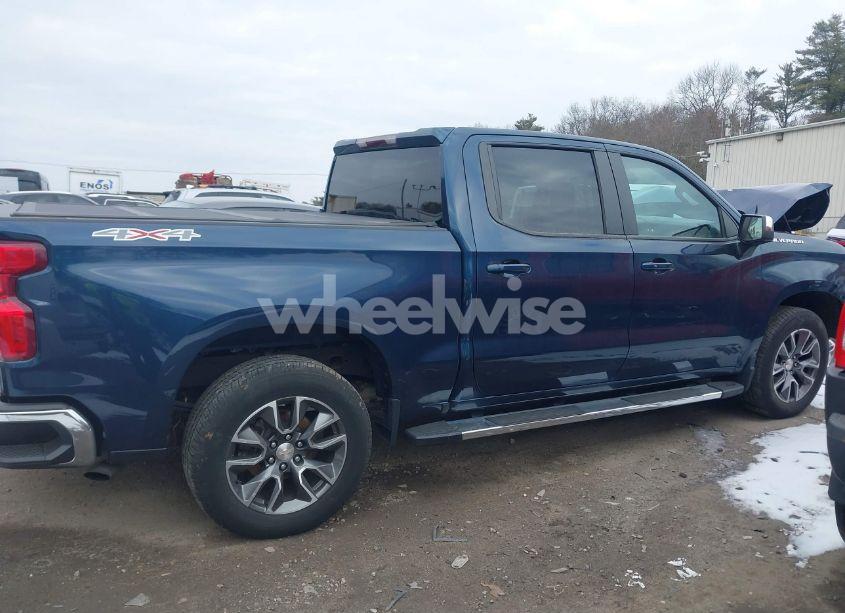 Photo 13 of 2022 Chevrolet Silverado 1500 4WD SHORT BED LT WITH 2FL (VIN 3GCPDKEK4NG621012)