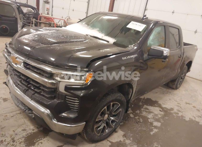 Photo 2 of 2024 Chevrolet Silverado 1500 4WD SHORT BED LT WITH 2FL (VIN 3GCPDKEK8RG223596)