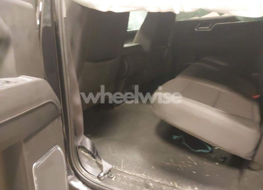 Photo 8 of 2024 Chevrolet Silverado 1500 4WD SHORT BED LT WITH 2FL (VIN 3GCPDKEK8RG223596)