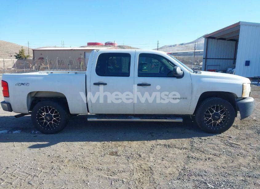 Photo 13 of 2011 Chevrolet Silverado 1500 WORK TRUCK (VIN 3GCPKPE37BG406098)