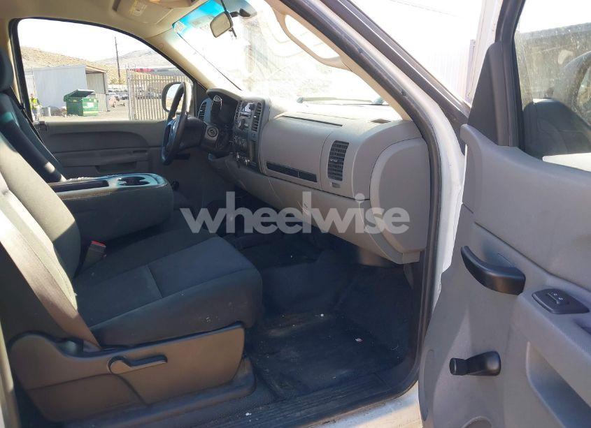 Photo 5 of 2011 Chevrolet Silverado 1500 WORK TRUCK (VIN 3GCPKPE37BG406098)