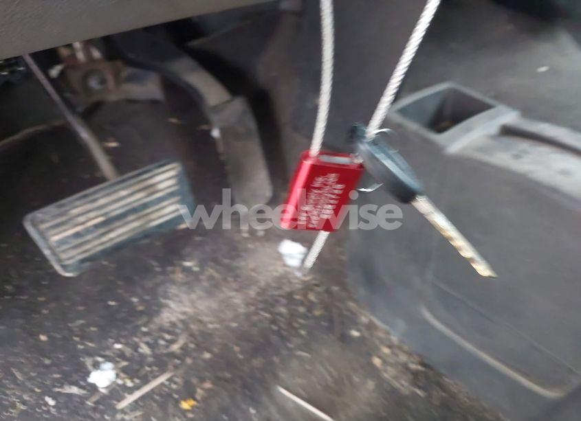 Photo 11 of 2011 Chevrolet Silverado 1500 LS (VIN 3GCPKREA0BG396458)