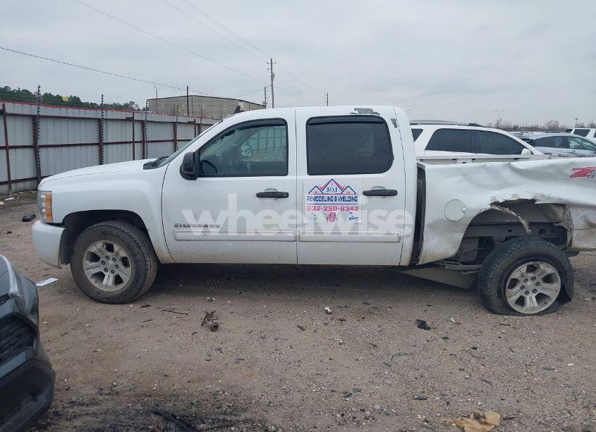 Photo 14 of 2011 Chevrolet Silverado 1500 LS (VIN 3GCPKREA0BG396458)