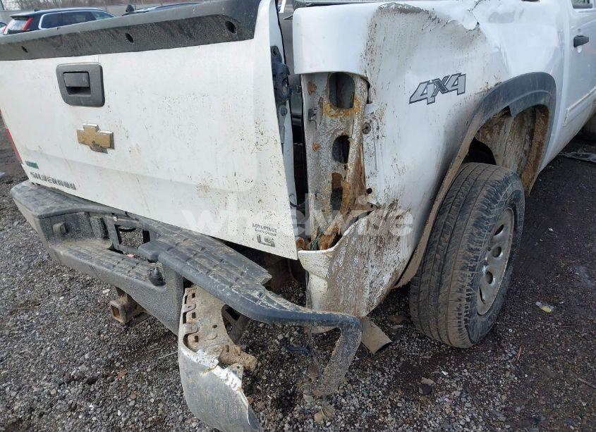 Photo 18 of 2011 Chevrolet Silverado 1500 LS (VIN 3GCPKREA1BG124050)