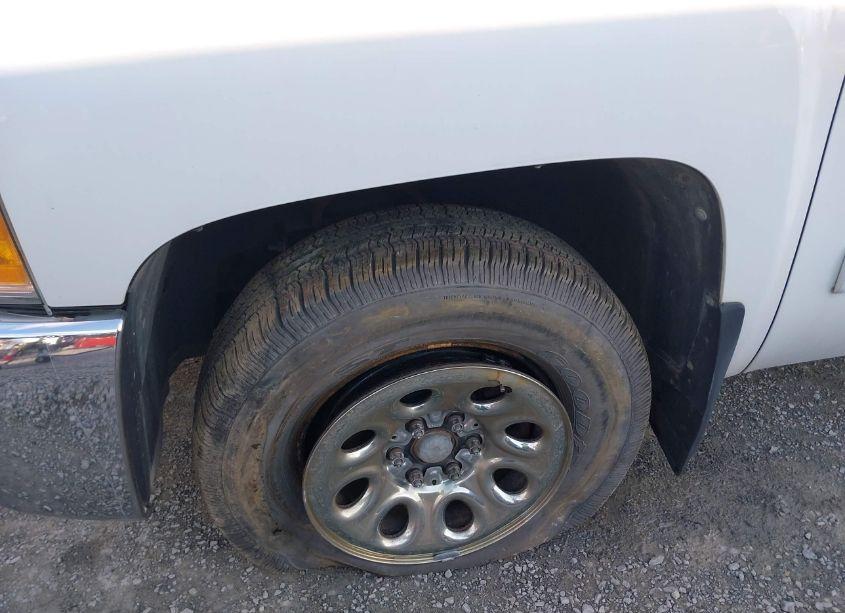 Photo 6 of 2012 Chevrolet Silverado 1500 LS (VIN 3GCPKREA1CG194228)