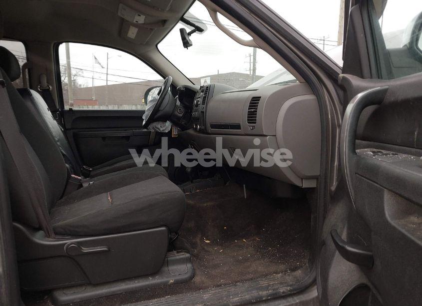 Photo 5 of 2012 Chevrolet Silverado 1500 LS (VIN 3GCPKREA1CG249552)