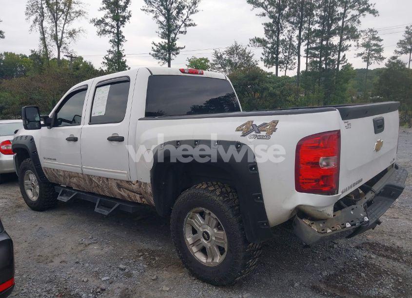 Photo 3 of 2013 Chevrolet Silverado 1500 LS (VIN 3GCPKREA1DG260052)