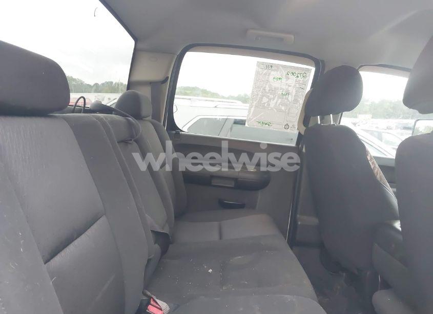 Photo 8 of 2013 Chevrolet Silverado 1500 LS (VIN 3GCPKREA1DG260052)