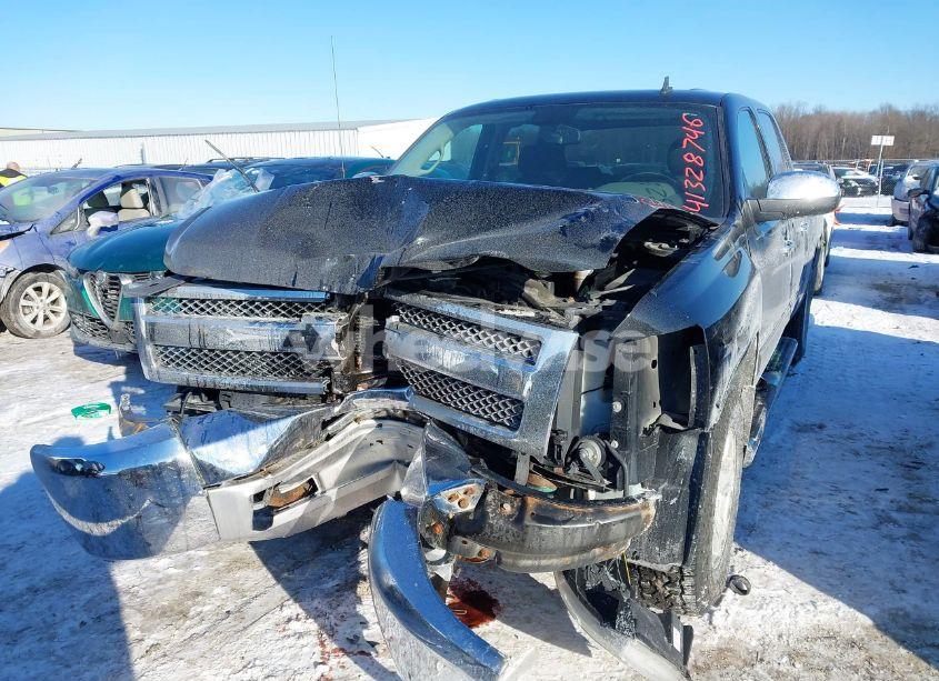 Photo 2 of 2013 Chevrolet Silverado 1500 LS (VIN 3GCPKREA5DG275931)