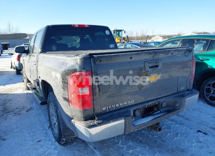 Photo 3 of 2013 Chevrolet Silverado 1500 LS (VIN 3GCPKREA5DG275931)