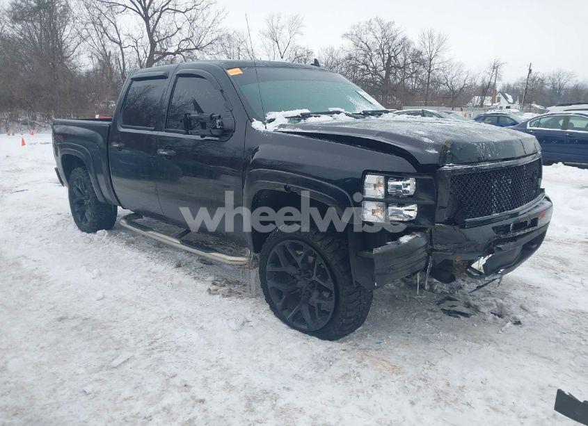 2011 Chevrolet Silverado 1500 LS (VIN 3GCPKREA6BG378918) main photo