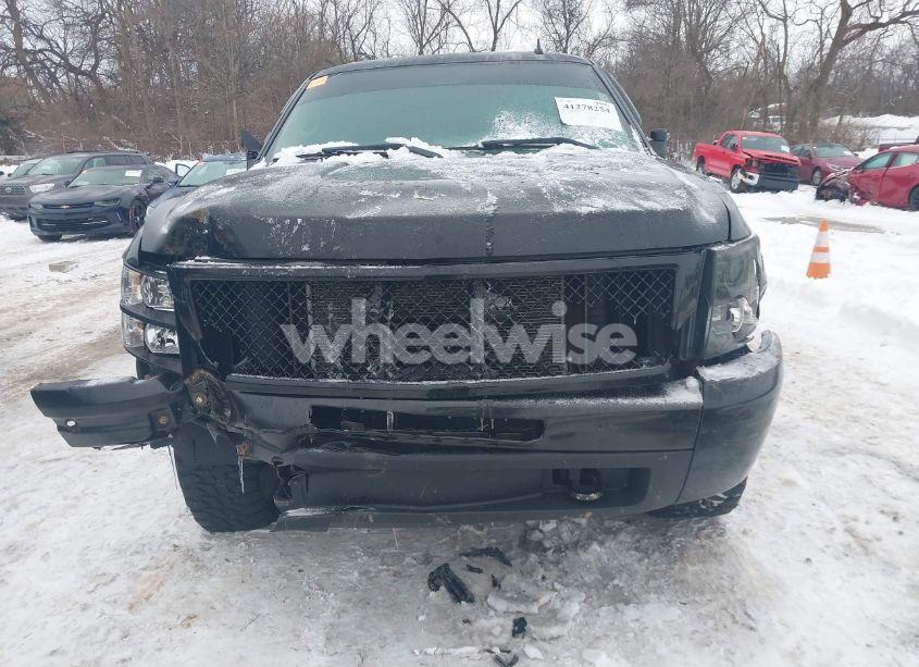 Photo 6 of 2011 Chevrolet Silverado 1500 LS (VIN 3GCPKREA6BG378918)
