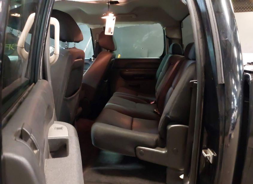 Photo 8 of 2011 Chevrolet Silverado 1500 LS (VIN 3GCPKREA8BG155926)