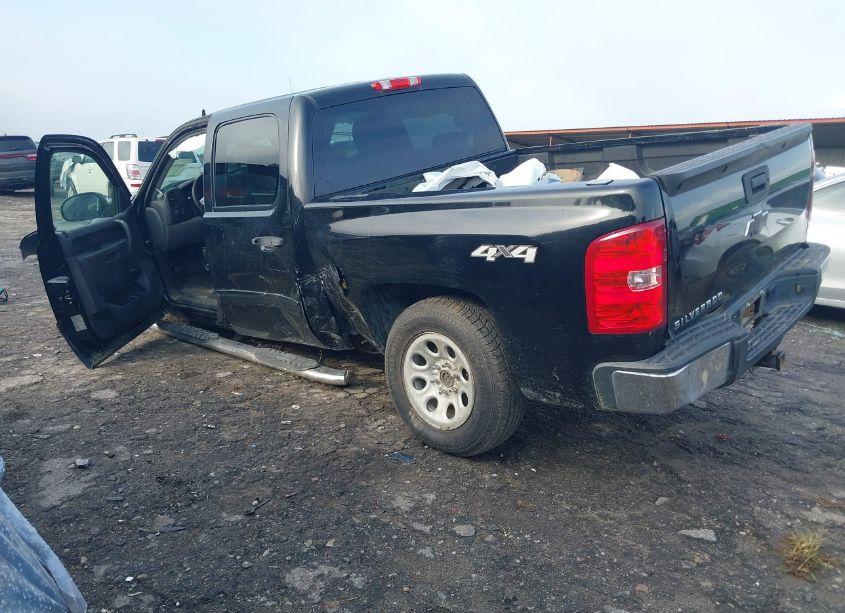Photo 3 of 2013 Chevrolet Silverado 1500 LS (VIN 3GCPKREA9DG119567)