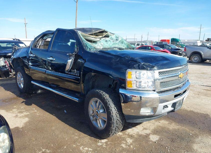 2013 Chevrolet Silverado 1500 LT (VIN 3GCPKSE24DG379326) main photo