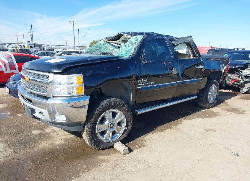 Photo 2 of 2013 Chevrolet Silverado 1500 LT (VIN 3GCPKSE24DG379326)