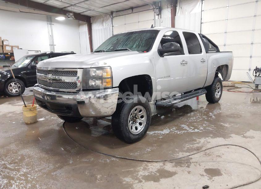 Photo 2 of 2012 Chevrolet Silverado 1500 LT (VIN 3GCPKSE28CG211638)