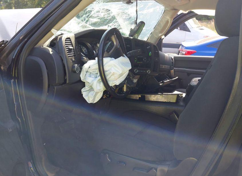 Photo 5 of 2011 Chevrolet Silverado 1500 LT (VIN 3GCPKSE30BG252580)