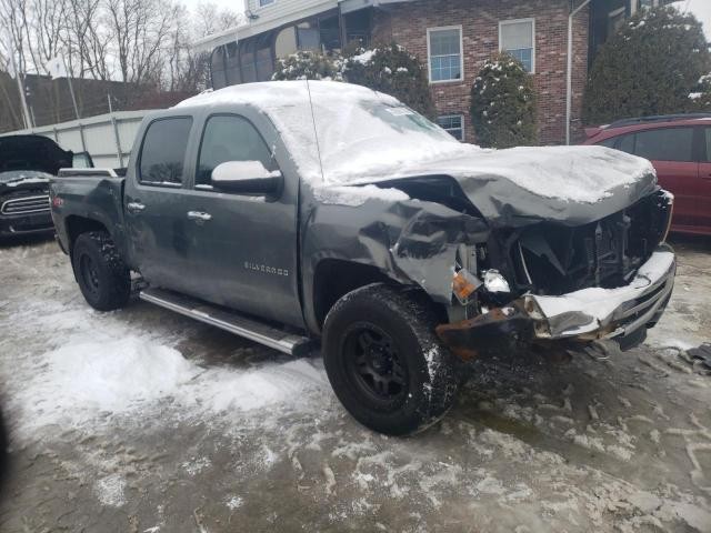 Photo 4 of 2011 CHEVROLET SILVERADO K1500 LT (VIN 3GCPKSE31BG146610)