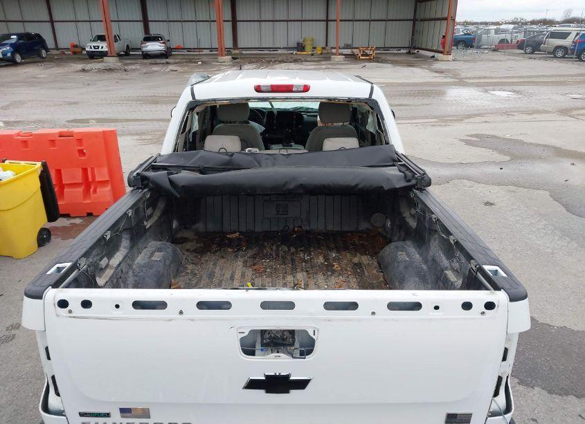 Photo 18 of 2011 Chevrolet Silverado 1500 LT (VIN 3GCPKSE31BG174021)