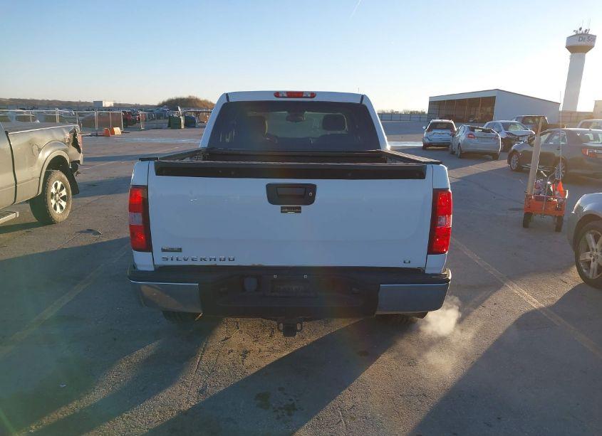 Photo 16 of 2011 Chevrolet Silverado 1500 LT (VIN 3GCPKSE31BG246321)