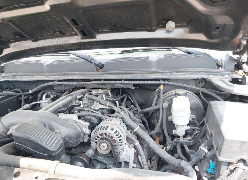 Photo 10 of 2011 Chevrolet Silverado 1500 LT (VIN 3GCPKSE31BG372744)