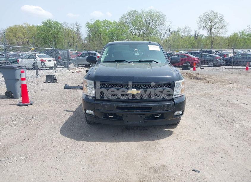 Photo 13 of 2011 Chevrolet Silverado 1500 LT (VIN 3GCPKSE32BG215918)