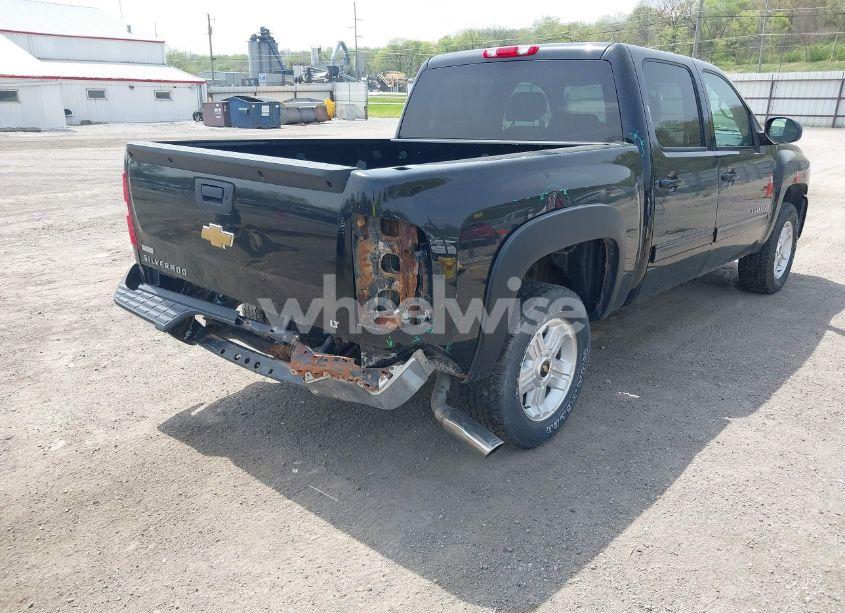 Photo 6 of 2011 Chevrolet Silverado 1500 LT (VIN 3GCPKSE32BG215918)