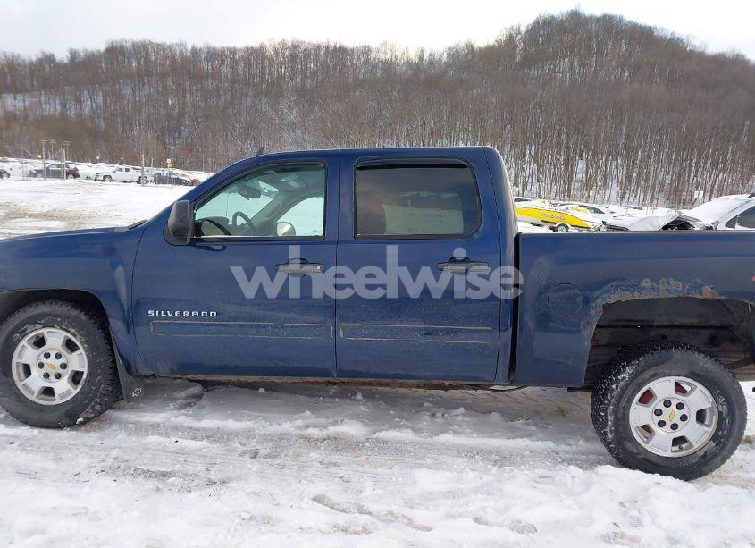Photo 14 of 2011 Chevrolet Silverado 1500 LT (VIN 3GCPKSE32BG274273)