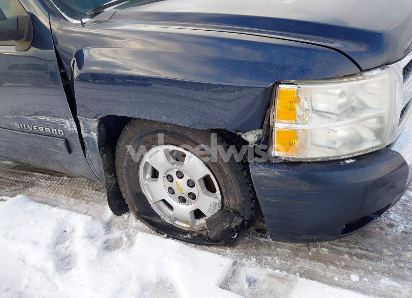 Photo 6 of 2011 Chevrolet Silverado 1500 LT (VIN 3GCPKSE32BG274273)