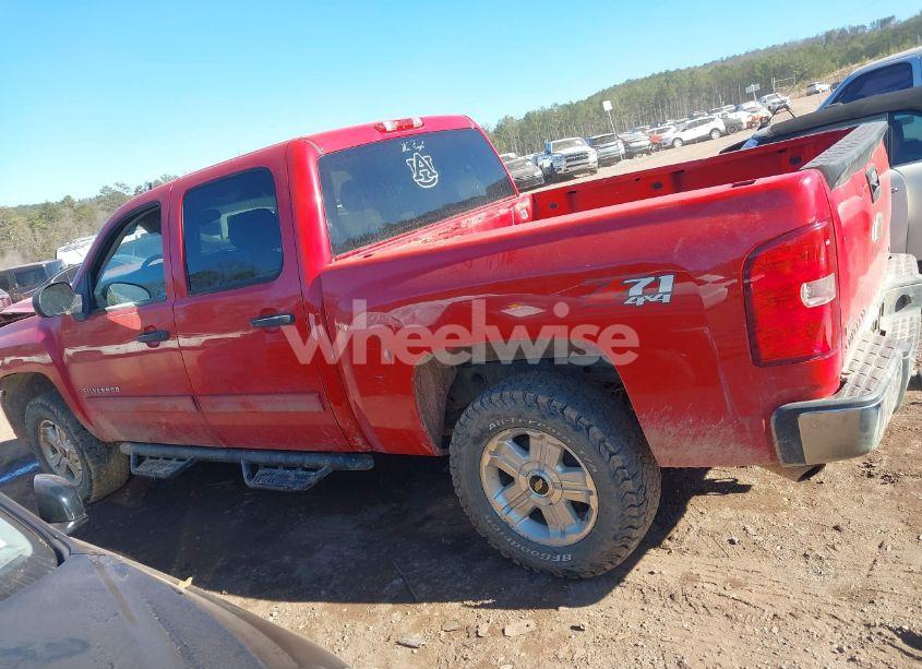 Photo 14 of 2011 Chevrolet Silverado 1500 LT (VIN 3GCPKSE32BG363809)