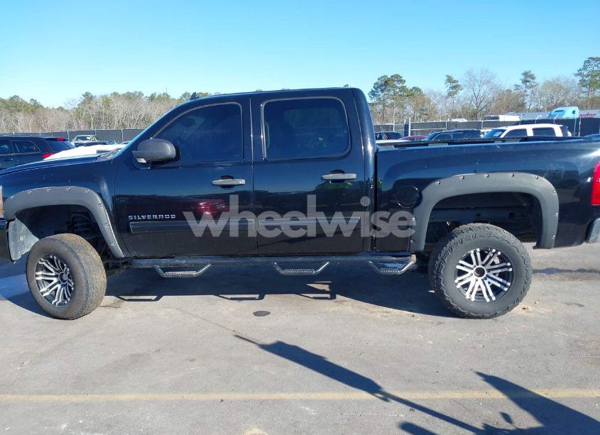 Photo 14 of 2011 Chevrolet Silverado 1500 LT (VIN 3GCPKSE33BG168592)