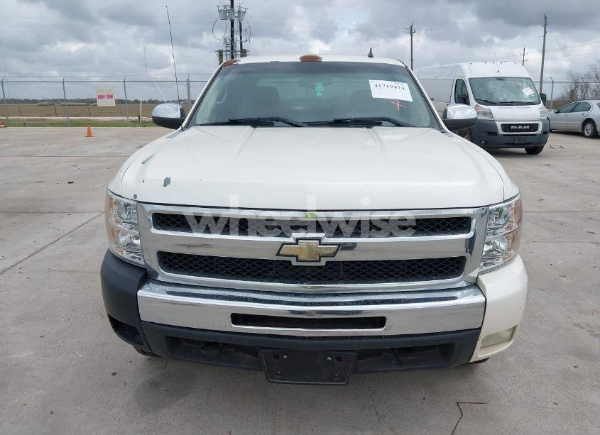 Photo 12 of 2011 Chevrolet Silverado 1500 LT (VIN 3GCPKSE33BG259362)